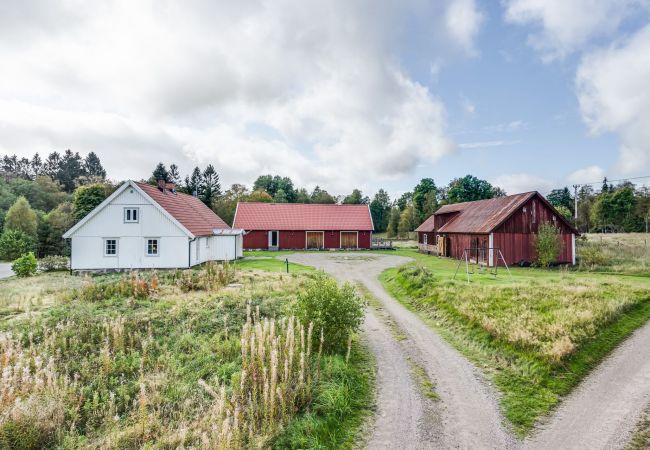 Ferienhaus in Knäred - Geräumiges und neu renoviertes Bauernhaus mit Innenpool