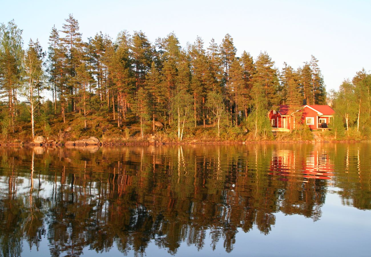 Haus in Gnosjö - Ferienhaus in Gnosjö mit Seegrundstück