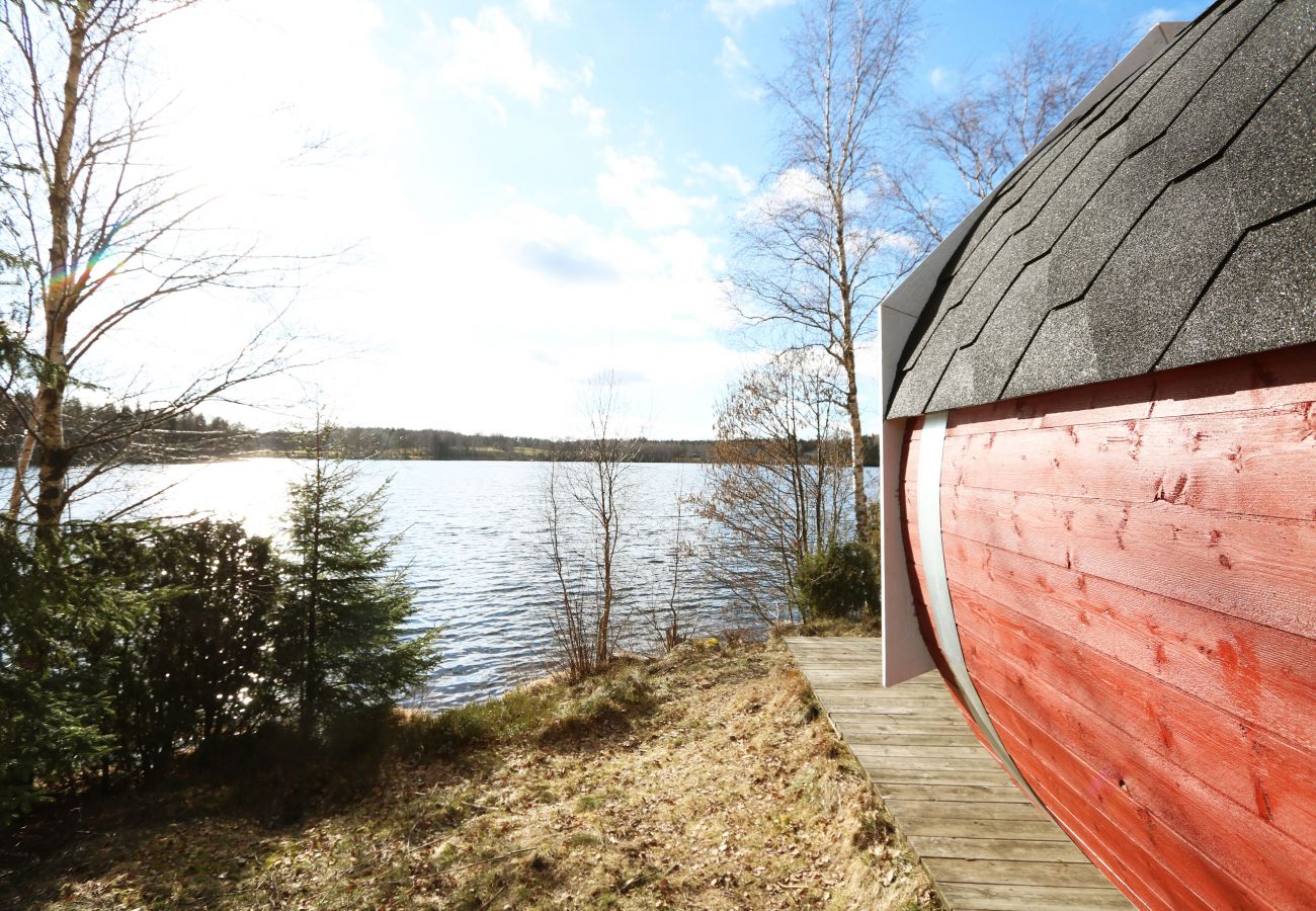 Ferienhaus in Gnosjö - Ferienhaus in Gnosjö mit Seegrundstück | SE07015