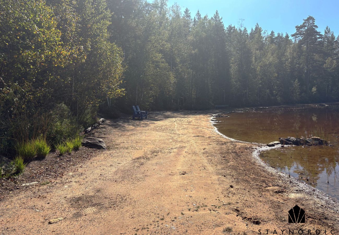 Ferienhaus in Gnosjö - Ferienhaus in Gnosjö mit Seegrundstück | SE07015