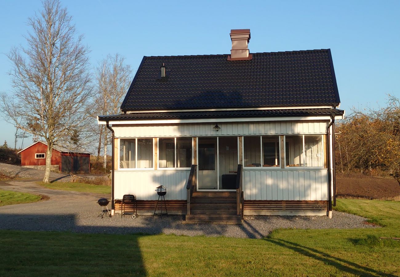 Ferienhaus in Trollhättan - Charmantes Haus in der Nähe der Natur | SE08008