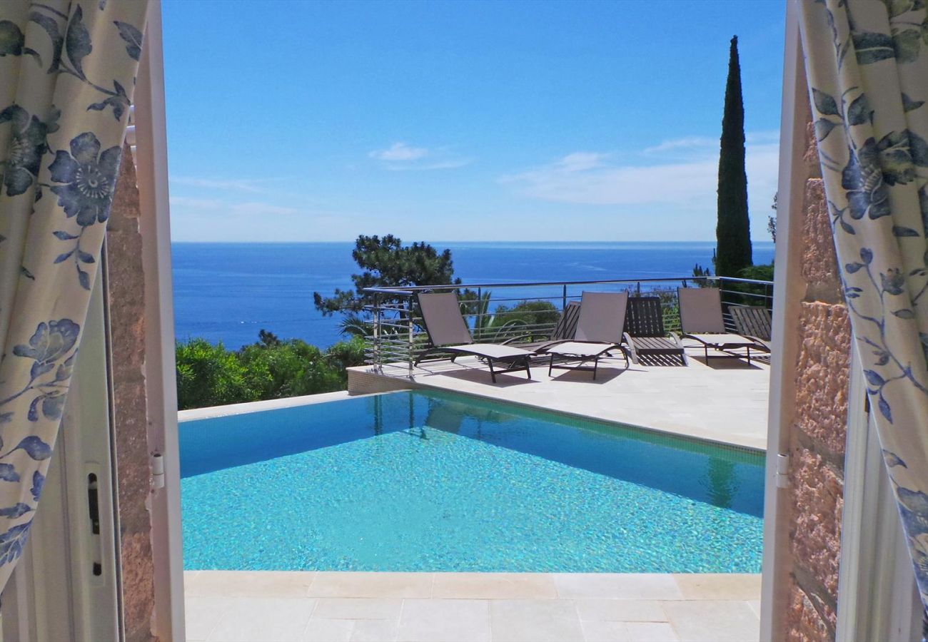 Villa in Saint Raphael - Villa Belle Vue - Etoiles du Sud