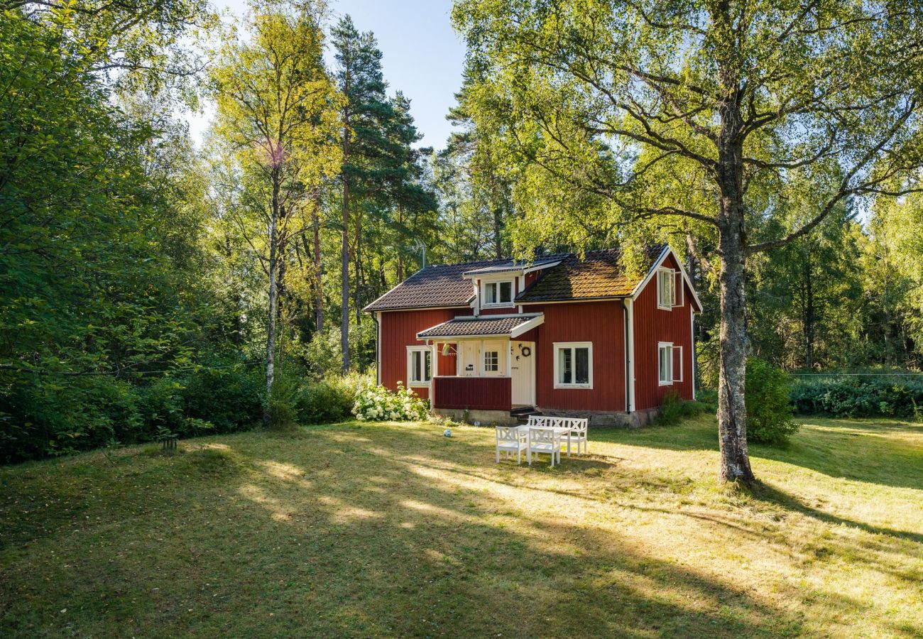 Haus in Månsarp - Schönes Ferienhaus in privater Lage in Rasjö, Månsarp | SE07002