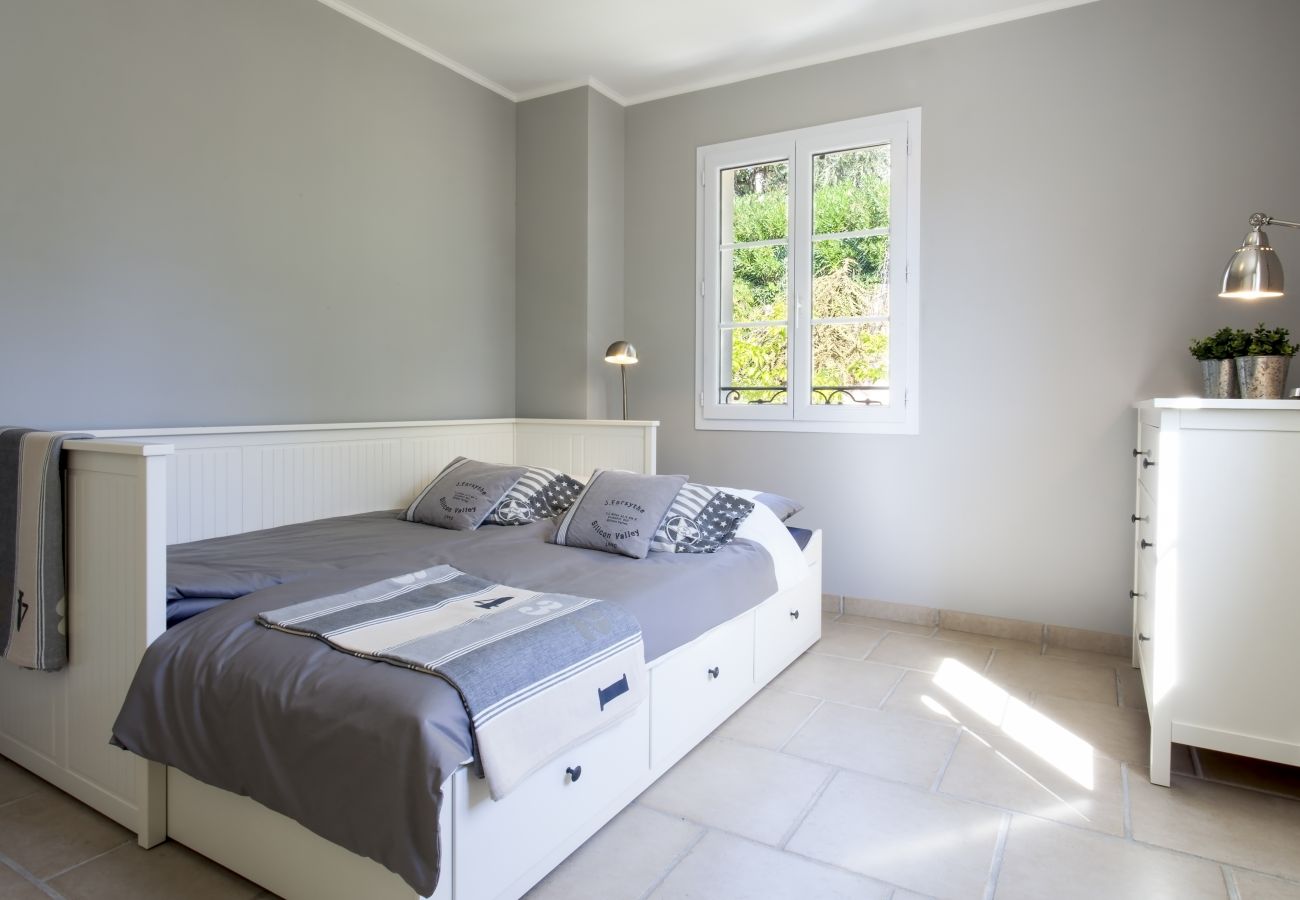 Villa in Pégomas - Villa Saskia - Etoiles du Sud