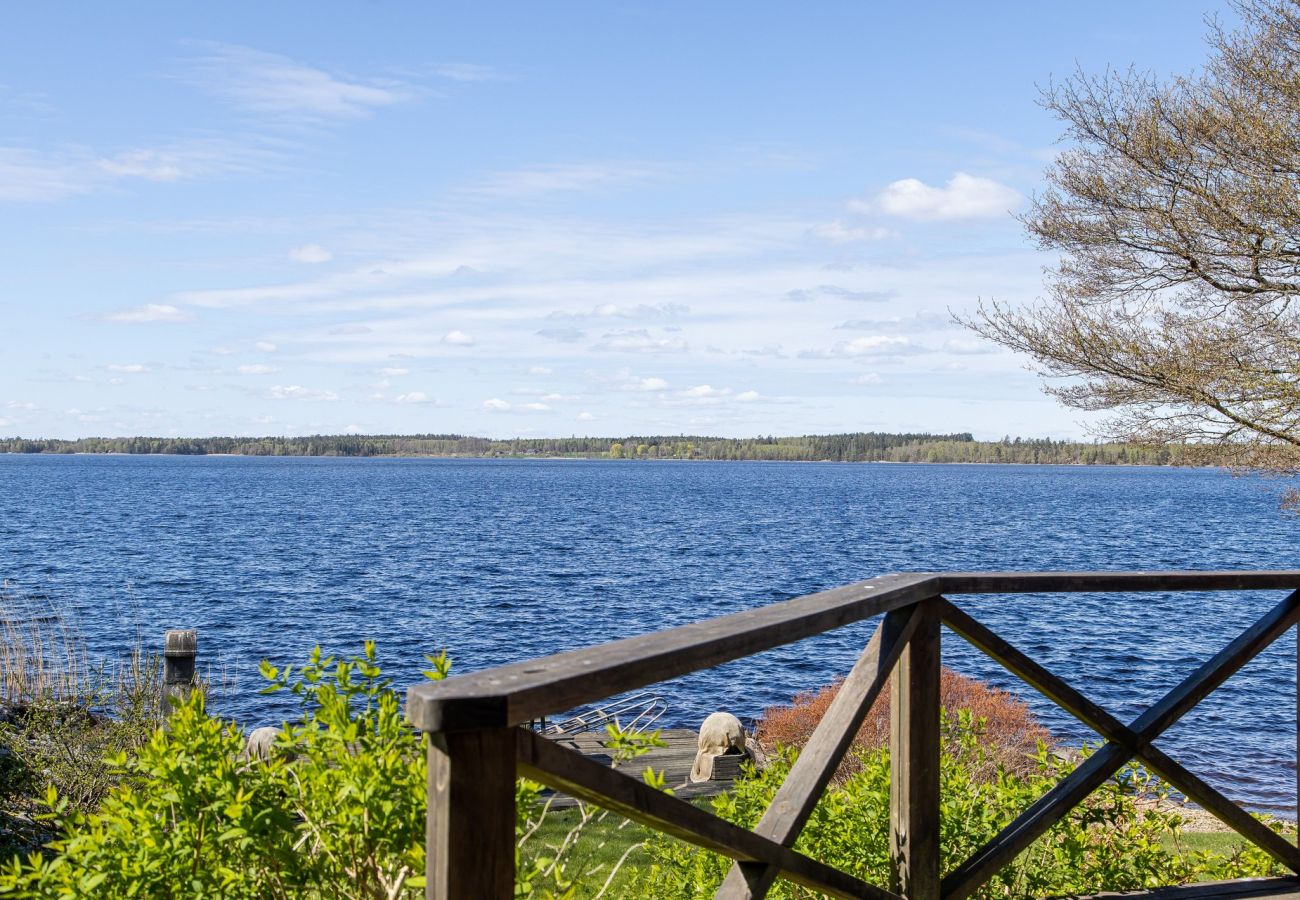 Ferienhaus in Ljungby - Ferienhaus in traumhafter Lage und privatem Seegrundstück