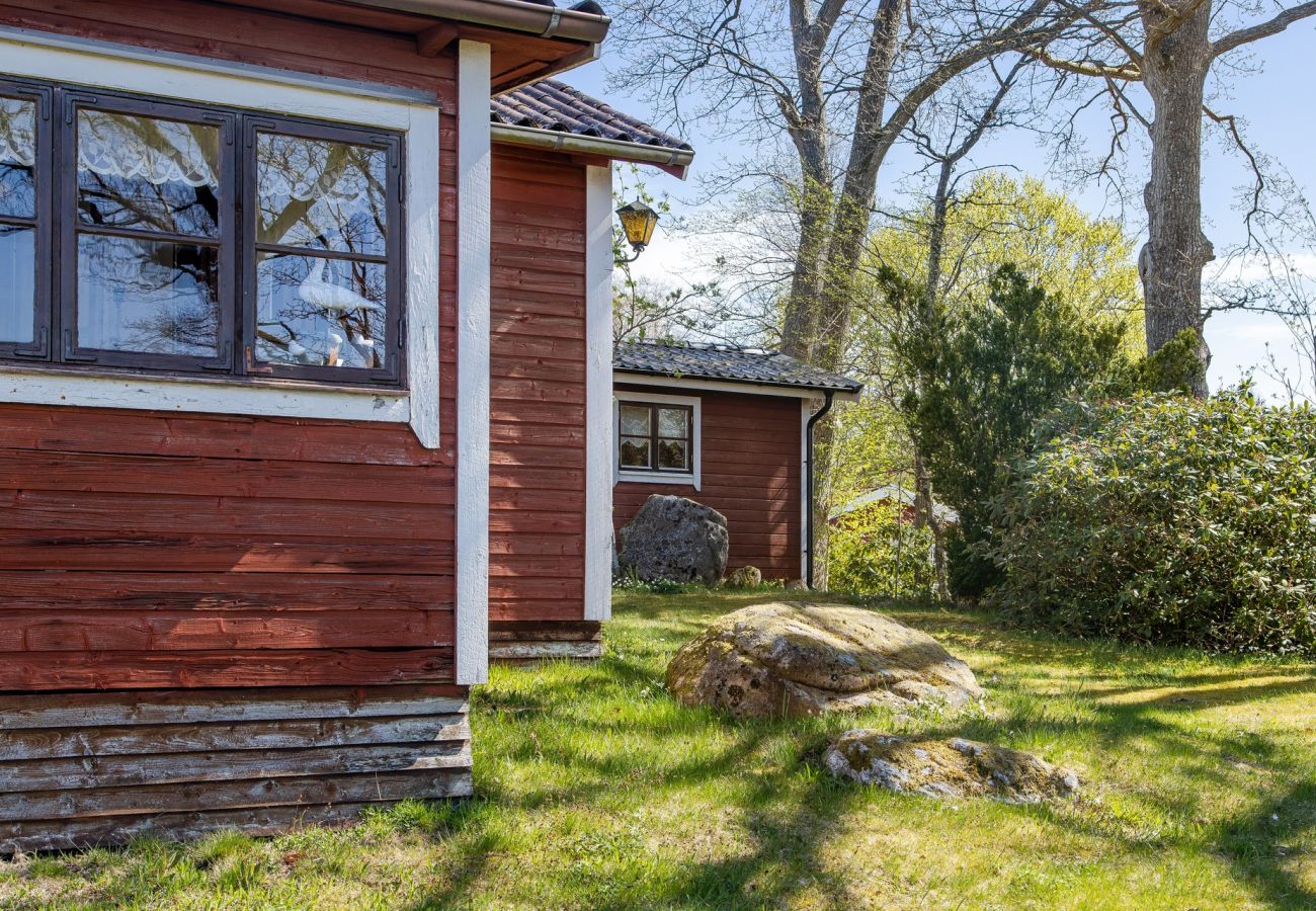 Ferienhaus in Ljungby - Ferienhaus in traumhafter Lage und privatem Seegrundstück