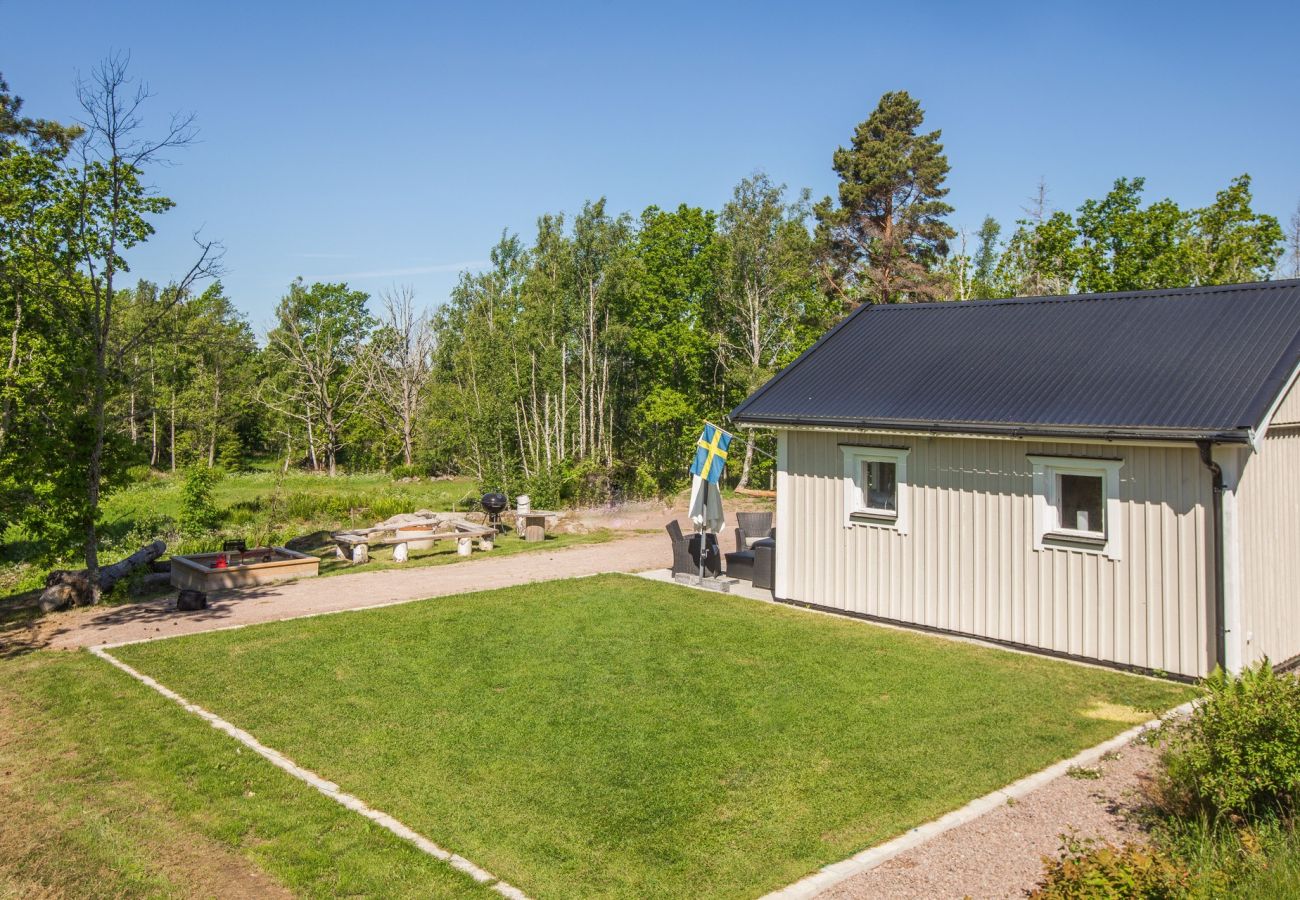 Ferienhaus in Ödeshög - Schönes Ferienhaus in Seenähe in Ödeshög, Gränna