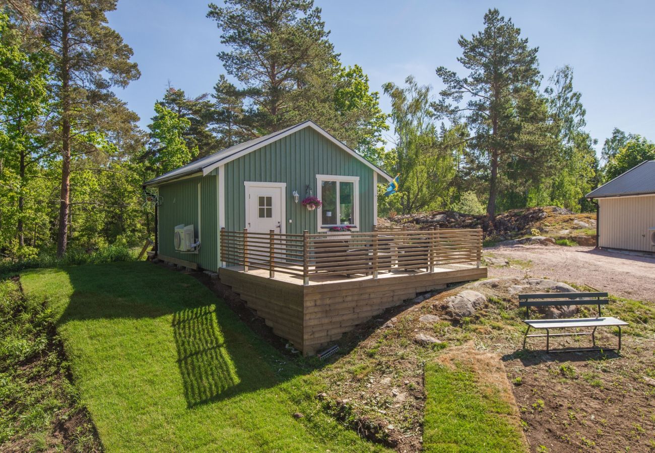 Ferienhaus in Ödeshög - Gemütliches Ferienhaus in der Nähe der Natur in Ödeshög, Gränna