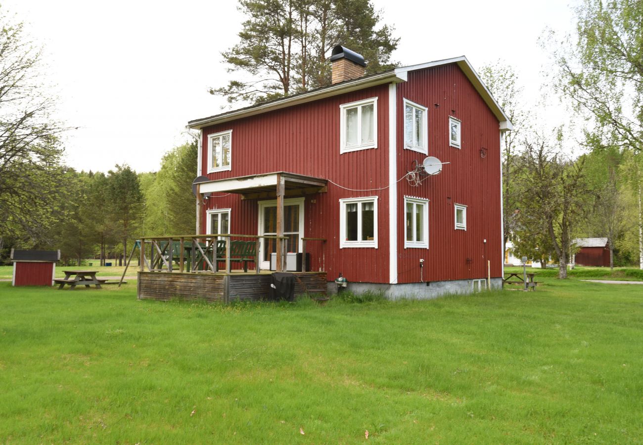 Ferienhaus in Stöllet - Gemütliches Ferienhaus in Värmland in der Nähe von unberührter Wildnis und Skifahren.