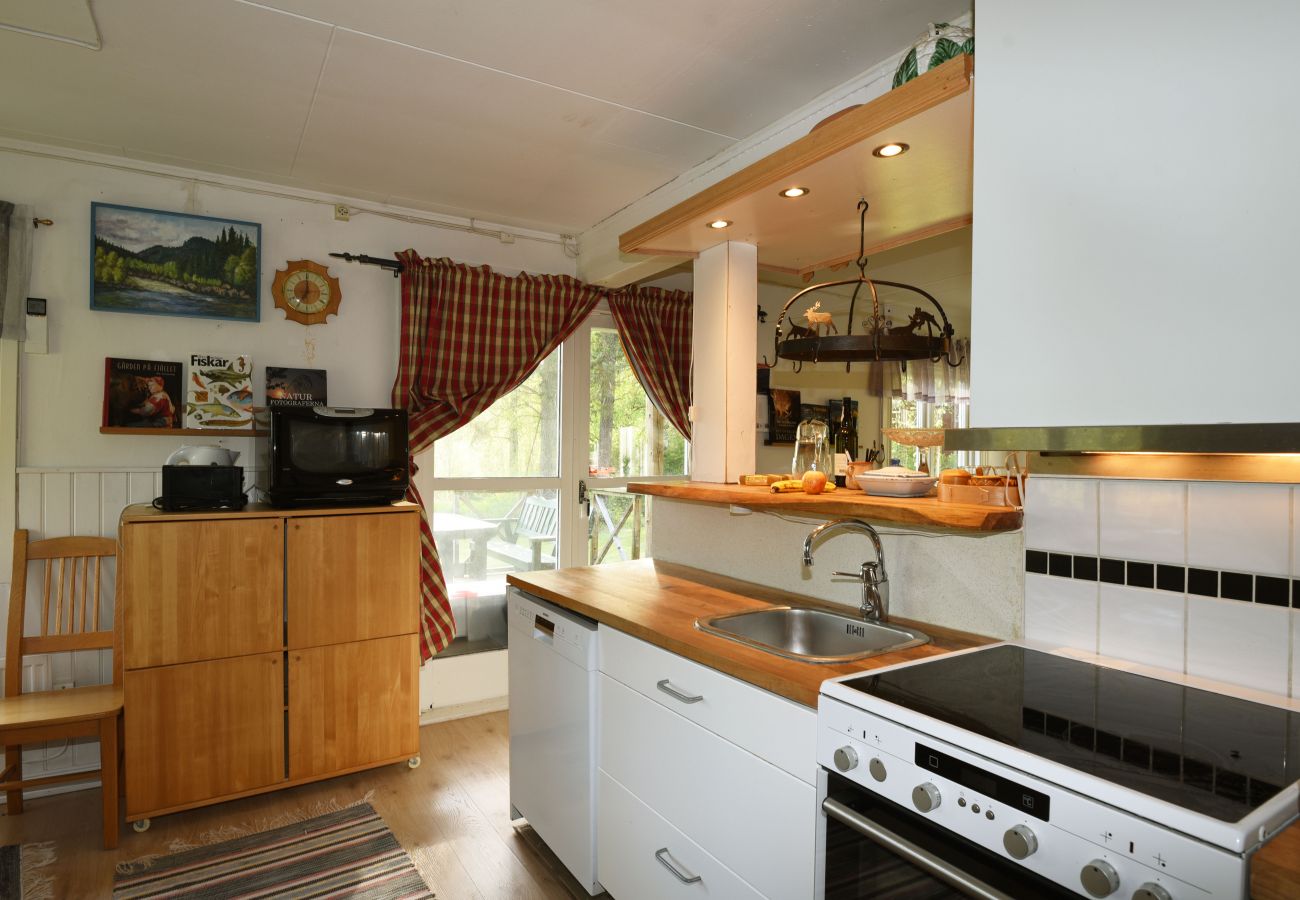 Ferienhaus in Stöllet - Gemütliches Ferienhaus in Värmland in der Nähe von unberührter Wildnis und Skifahren.