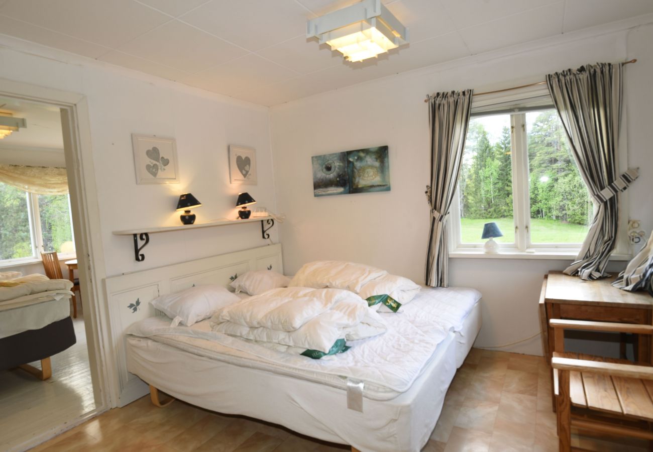 Ferienhaus in Stöllet - Gemütliches Ferienhaus in Värmland in der Nähe von unberührter Wildnis und Skifahren.