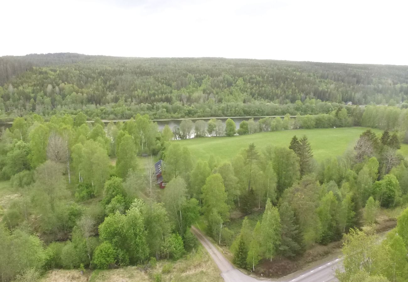 Ferienhaus in Stöllet - Gemütliches Ferienhaus in Värmland in der Nähe von unberührter Wildnis und Skifahren | SE18008