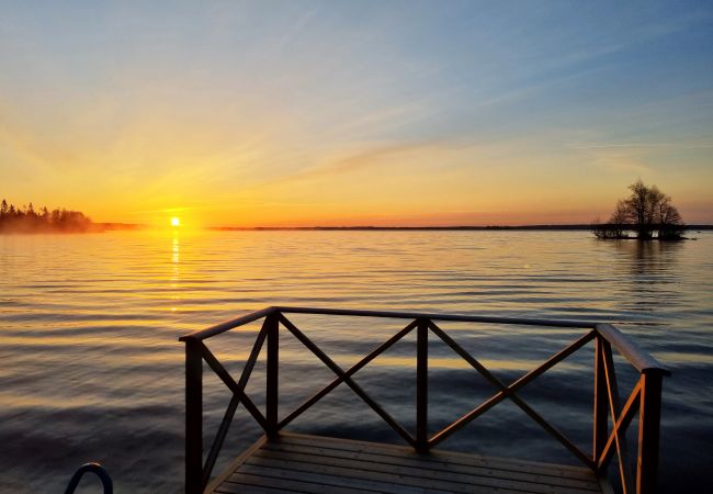 Ferienhaus in Lidhult - Ferienhaus mit traumhafter Seelage und Panoramablick auf den Bolmensee | SE06006