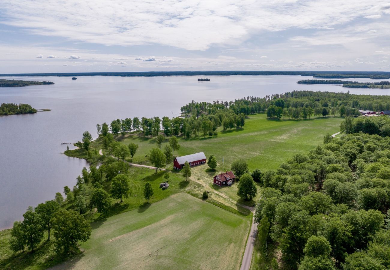 Ferienhaus in Lidhult - Ferienhaus mit traumhafter Seelage und Panoramablick auf den Bolmensee | SE06006