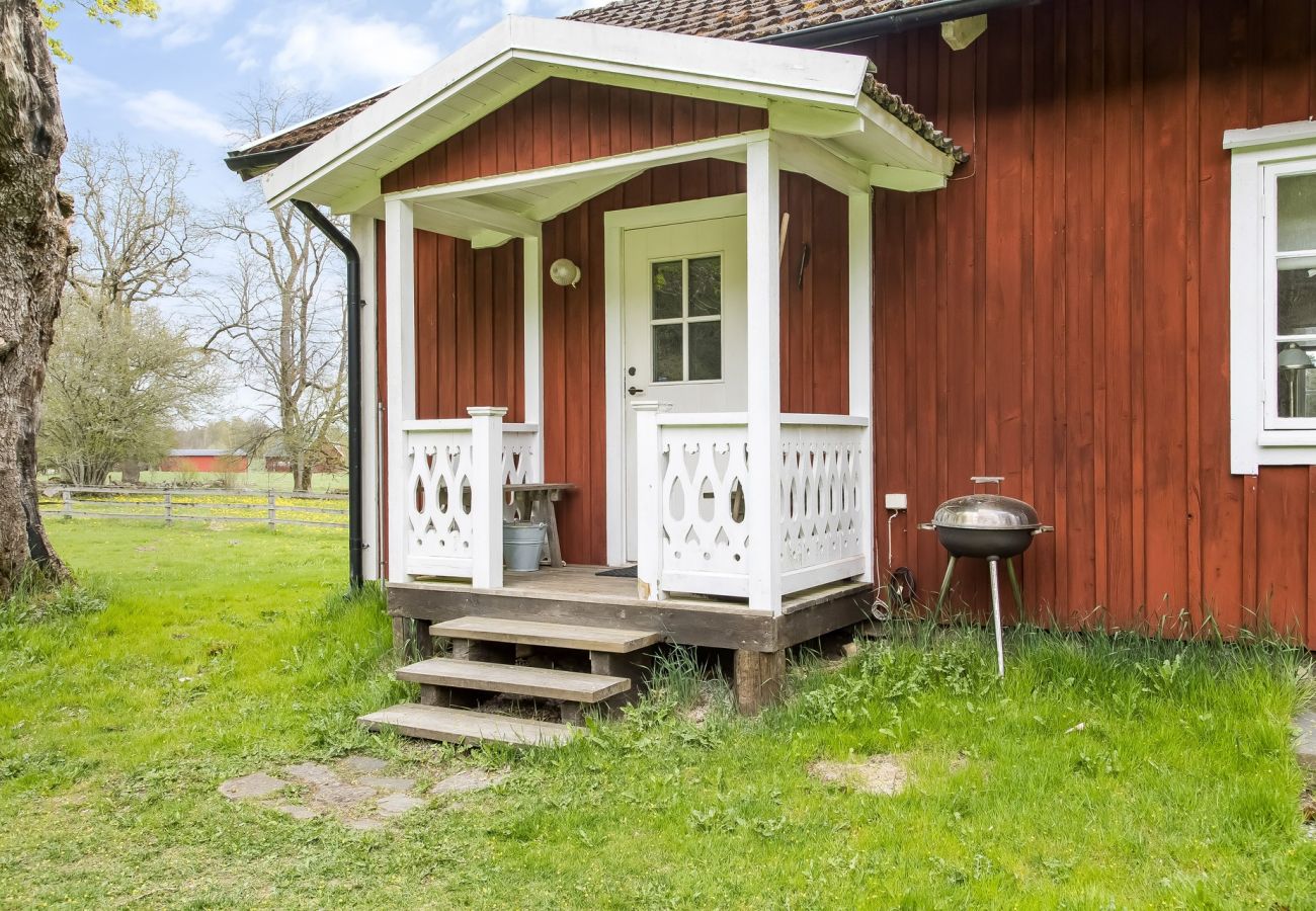 Ferienhaus in Ryssby - Gemütliches Ferienhaus in Ryssby, umgeben von Natur | SE06007