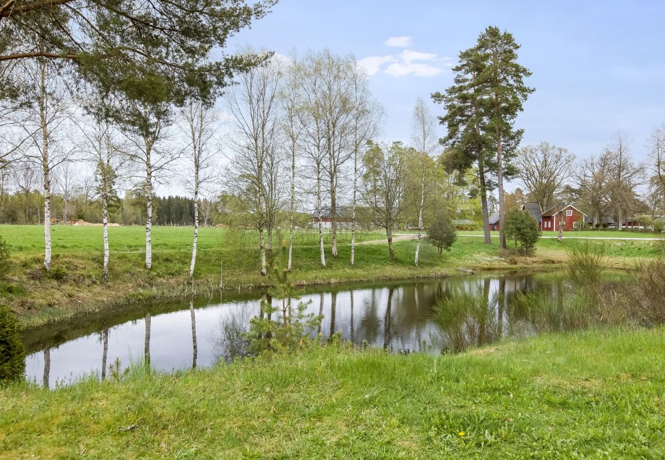 Ferienhaus in Ryssby - Gemütliches Ferienhaus in Ryssby, umgeben von Natur | SE06007