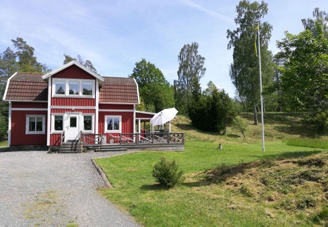 Ferienhaus in Rydaholm - Ferienhaus in traumhafter Lage und 300 m zum eigenen Seeufer | SE07003