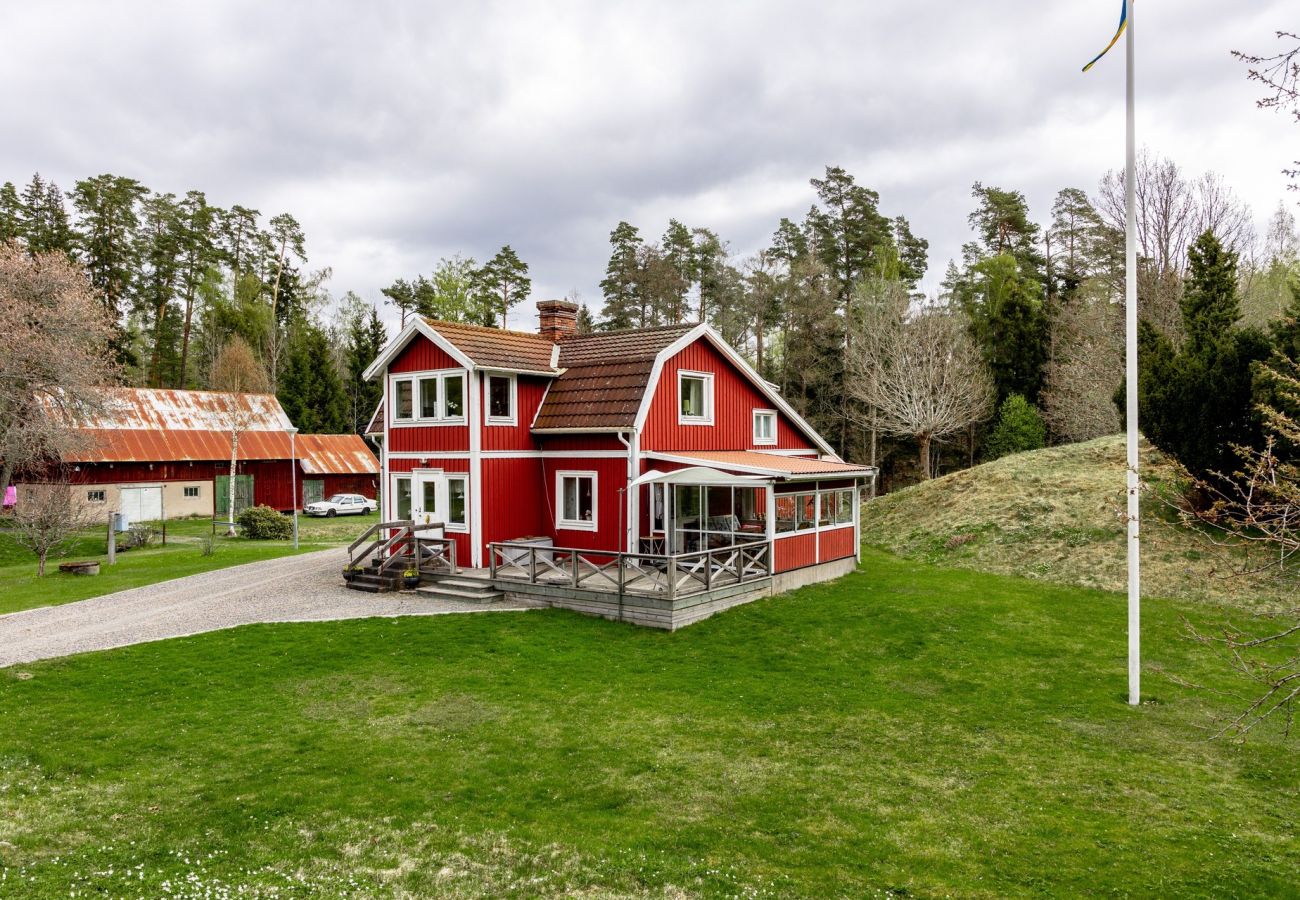 Ferienhaus in Rydaholm - Ferienhaus in traumhafter Lage und 300 m zum eigenen Seeufer | SE07003