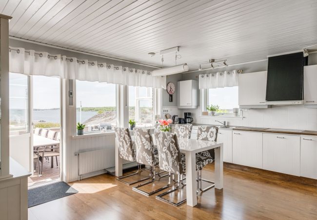Ferienhaus in Donsö - Große und geräumige Unterkunft mit Meerblick auf Donsö | SE08030 Ferienhaus in Donsö - Große und geräumige Unterkunft mit Meerblick auf Donsö | SE08030