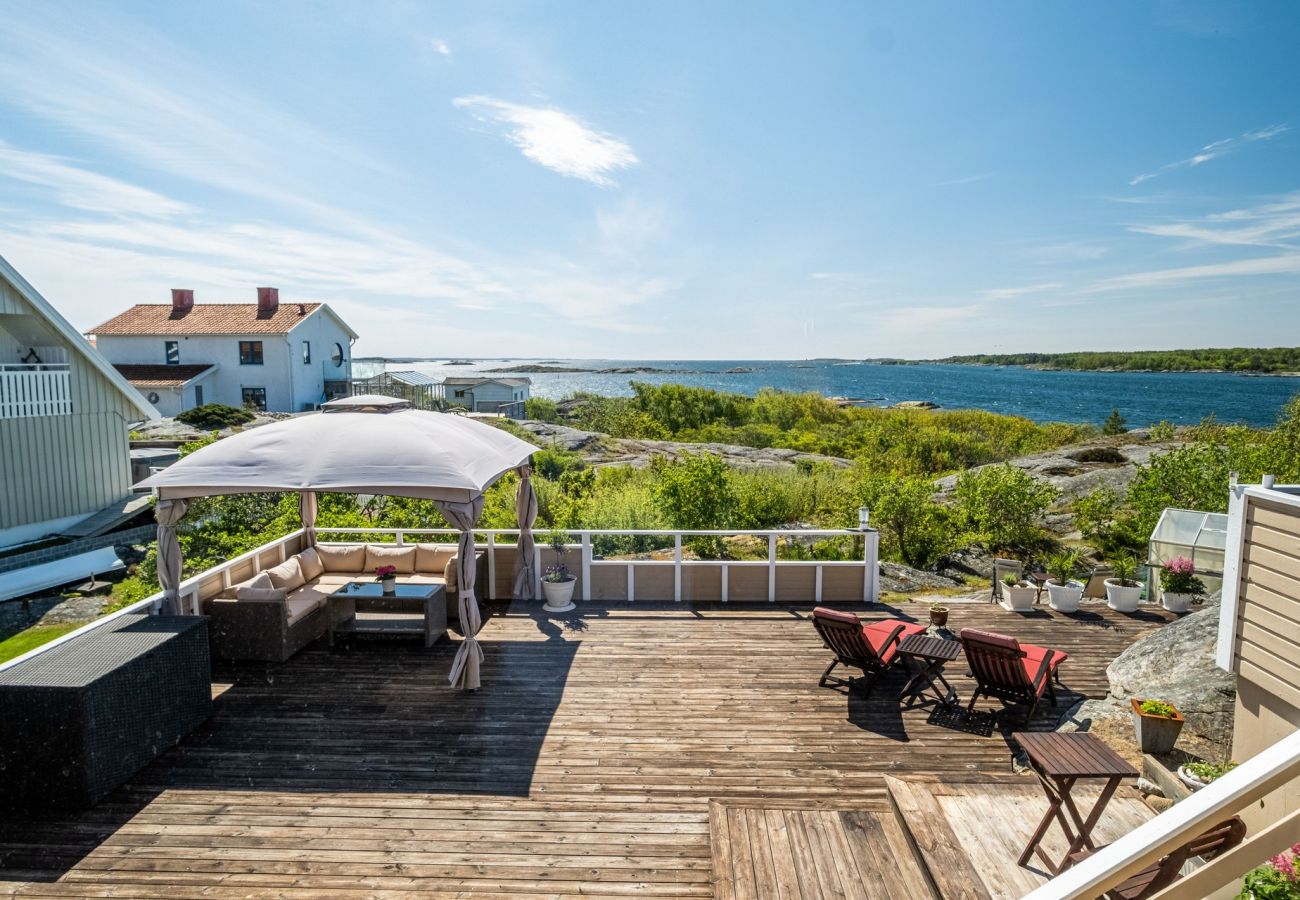 Ferienhaus in Donsö - Große und geräumige Unterkunft mit Meerblick auf Donsö | SE08030