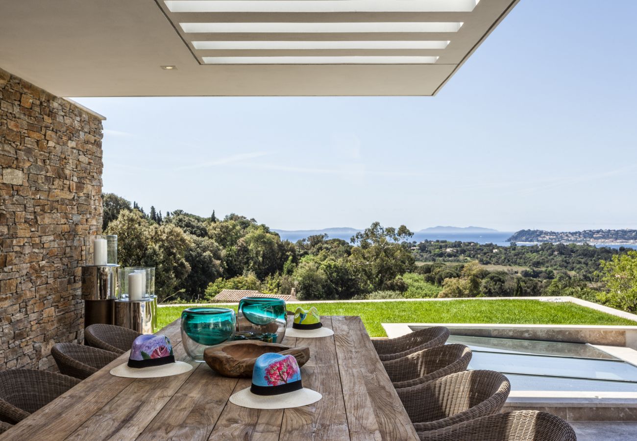 Villa in La Croix-Valmer - Villa Colibri - Etoiles du Sud