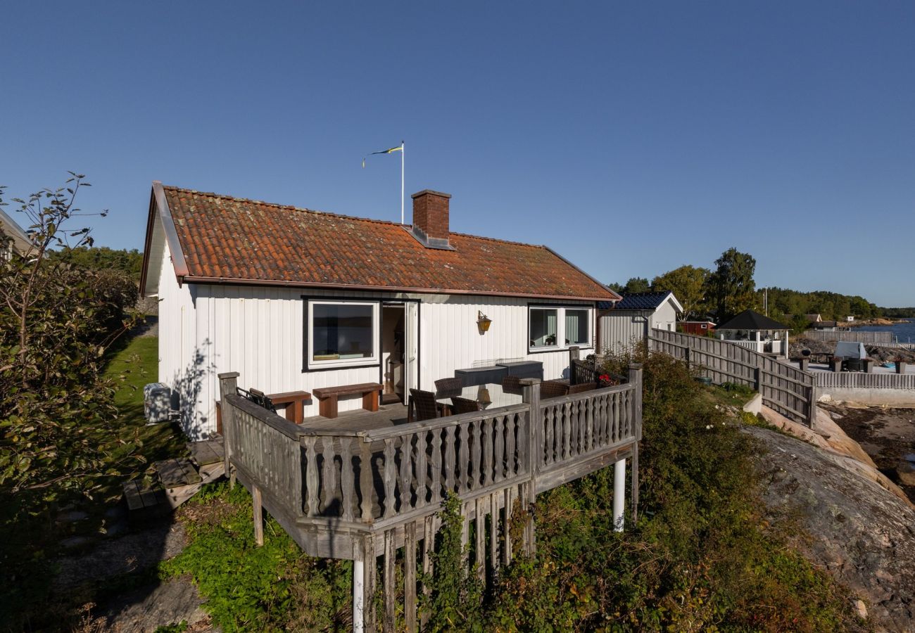 Ferienhaus in Höviksnäs - Ferienhaus mit Meerblick und Privatstrand auf Tjörn | SE09009 