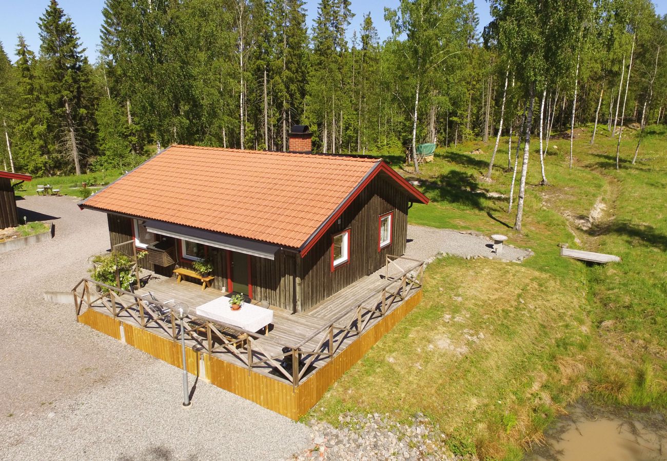 Haus in Årjäng - Gemütliches Ferienhaus in Årjäng in der Nähe des Sees und unberührter Natur 