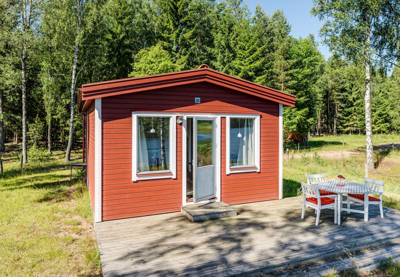 Ferienhaus in Hamneda - Ferienhaus mit Aussicht auf den See Hängasjön | SE06016