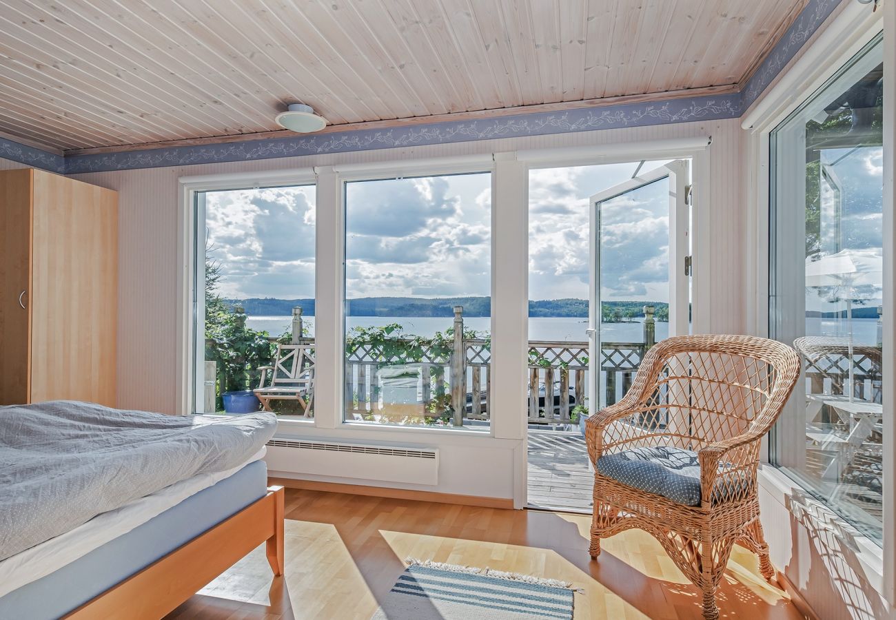 Ferienhaus in Ydre - Schönes Ferienhaus mit eigenem Badebereich und Bootssteg 
