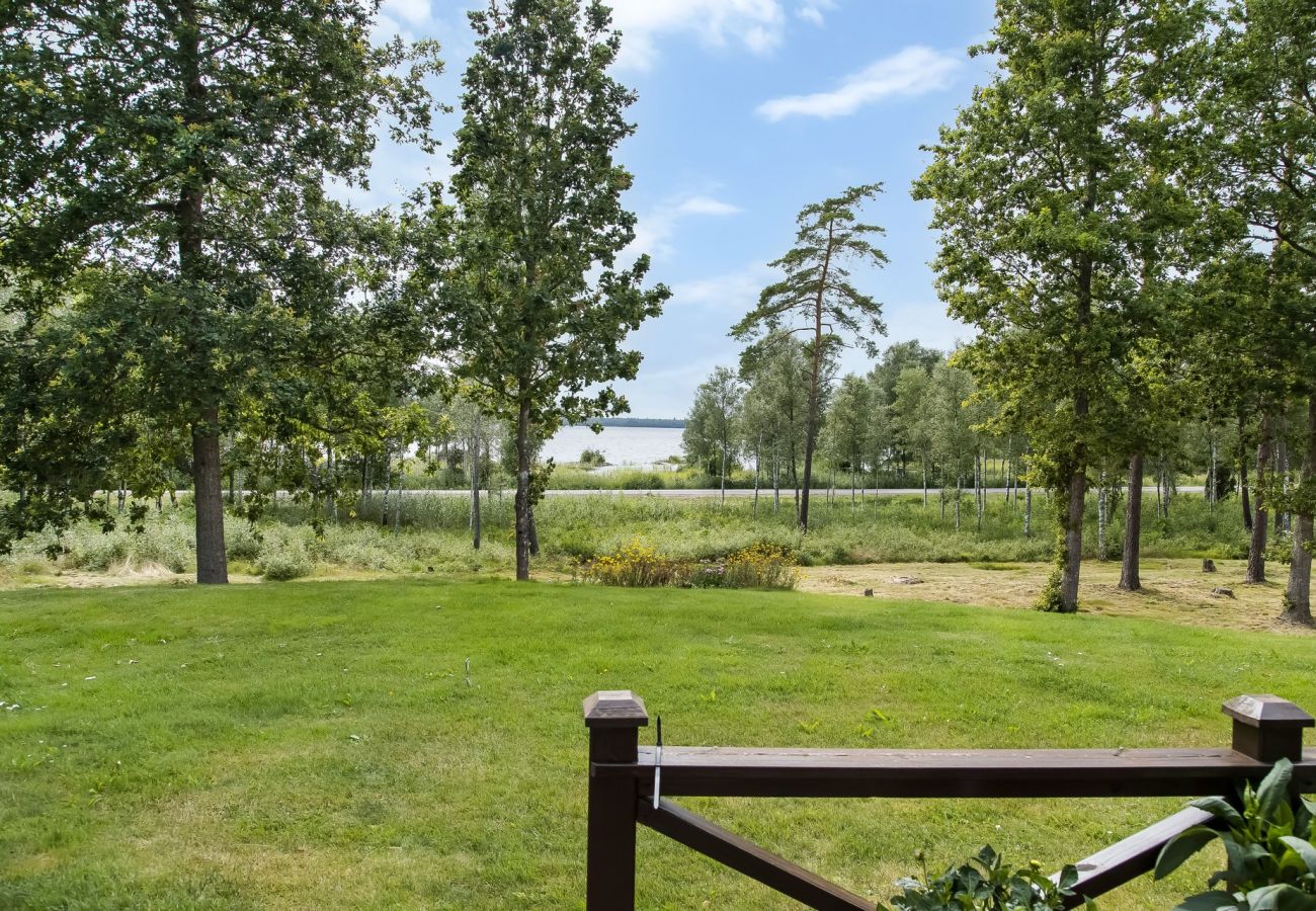 Ferienhaus in Ljungby - Gemütliches Ferienhaus mit Seeblick | SE06024