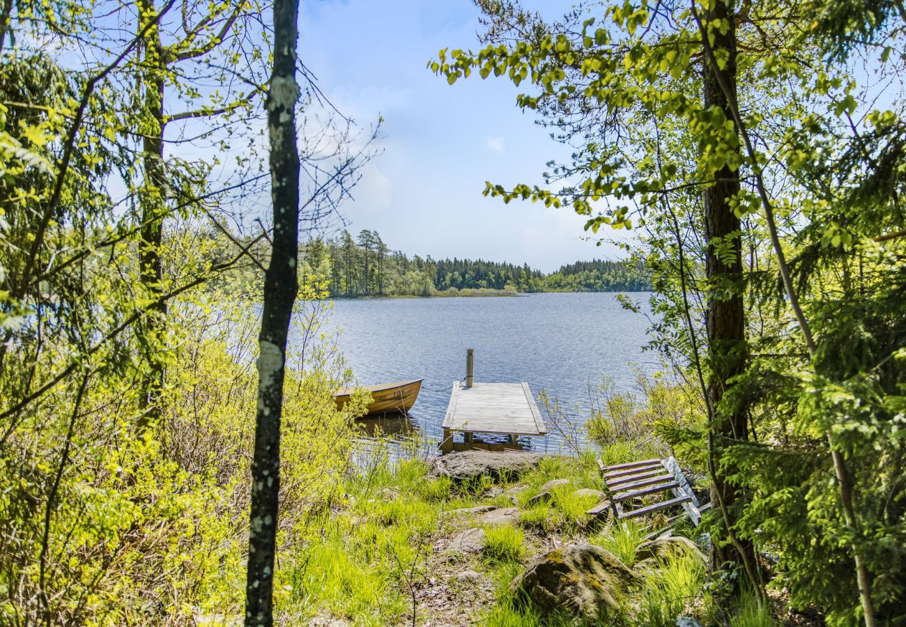 Ferienhaus in Ryd - Gemütliches Ferienhaus, 500 m vom See und Ruderboot | SE06025