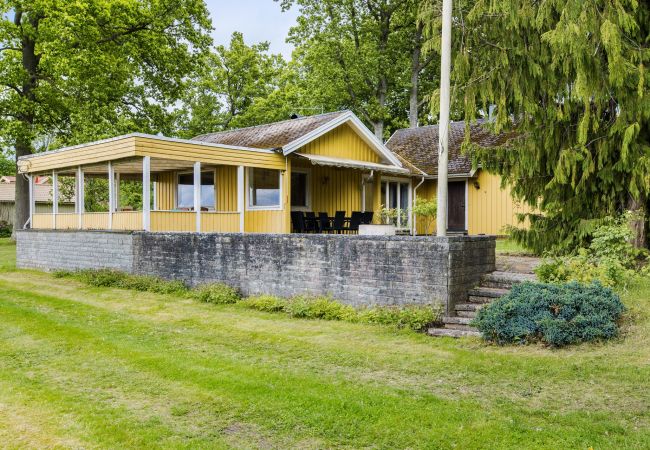  in Ljungby - Ferienhaus mit Seeblick über Bolmen | SE06021