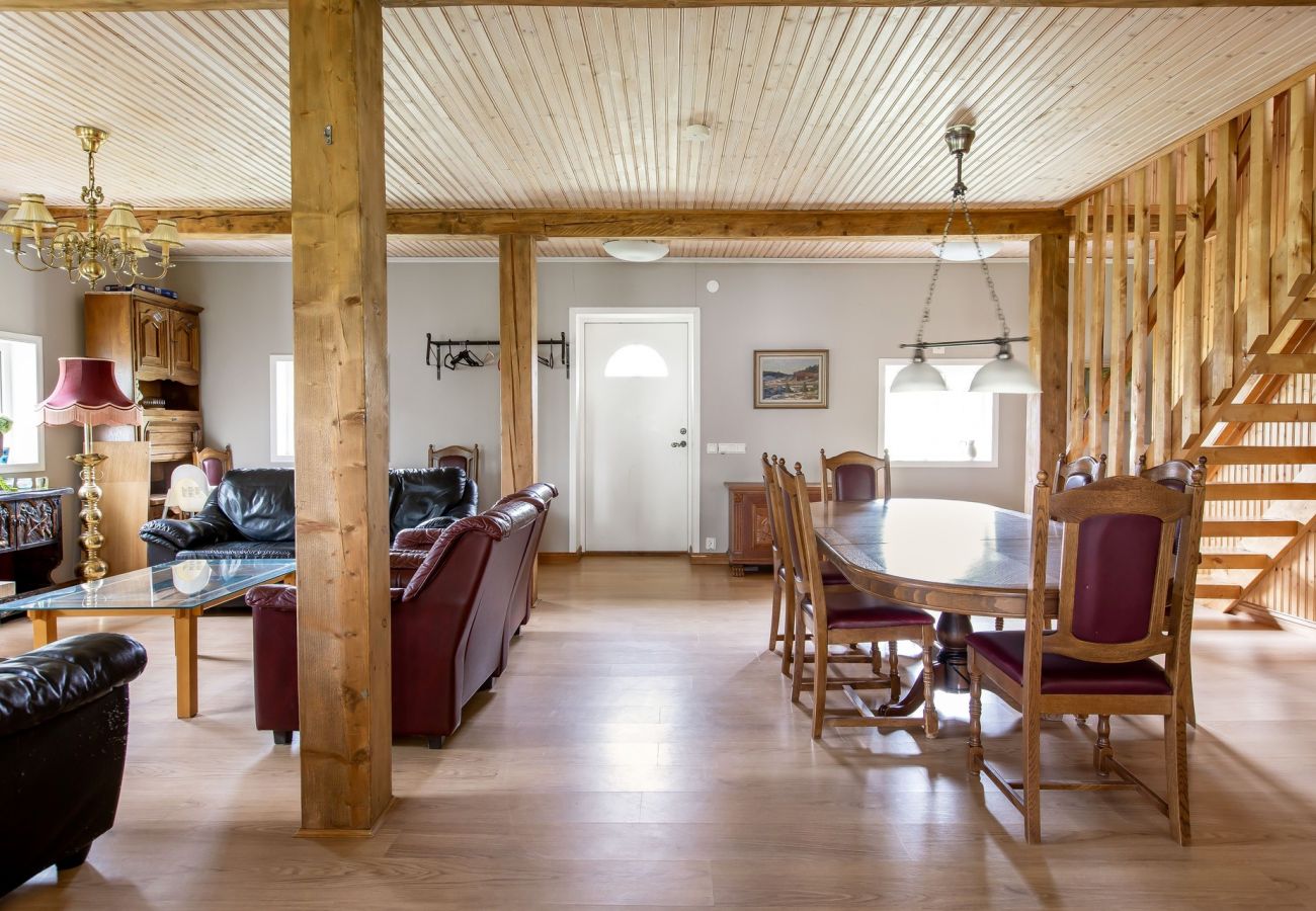 Ferienhaus in Ljungby - Großes Ferienhaus am See Bolmen, außen Ljungby | SE06017