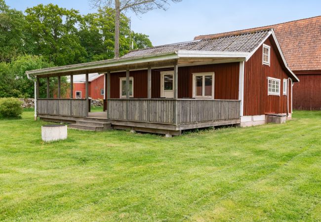  in Ljungby - Schönes Ferienhaus in Bolmstad Säteri am Bolmensee | SE06020