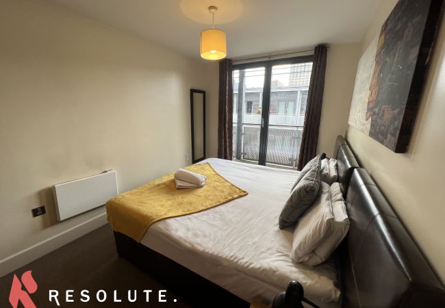 Ferienwohnung in Birmingham - ★ Spacious 2 Bedroom Arcadian Centre w/ Balcony 