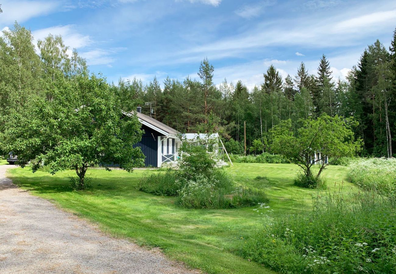 Haus in Sundborn - Modernes Ferienhaus in Dalarna mit 200 Meter zum See