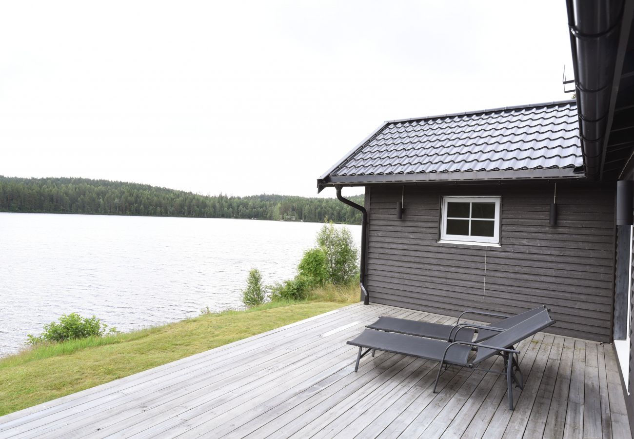 Ferienhaus in Arvika - Gemütliches Ferienhaus mit eigenem Steg und Panoramablick über den Norra Örsjön