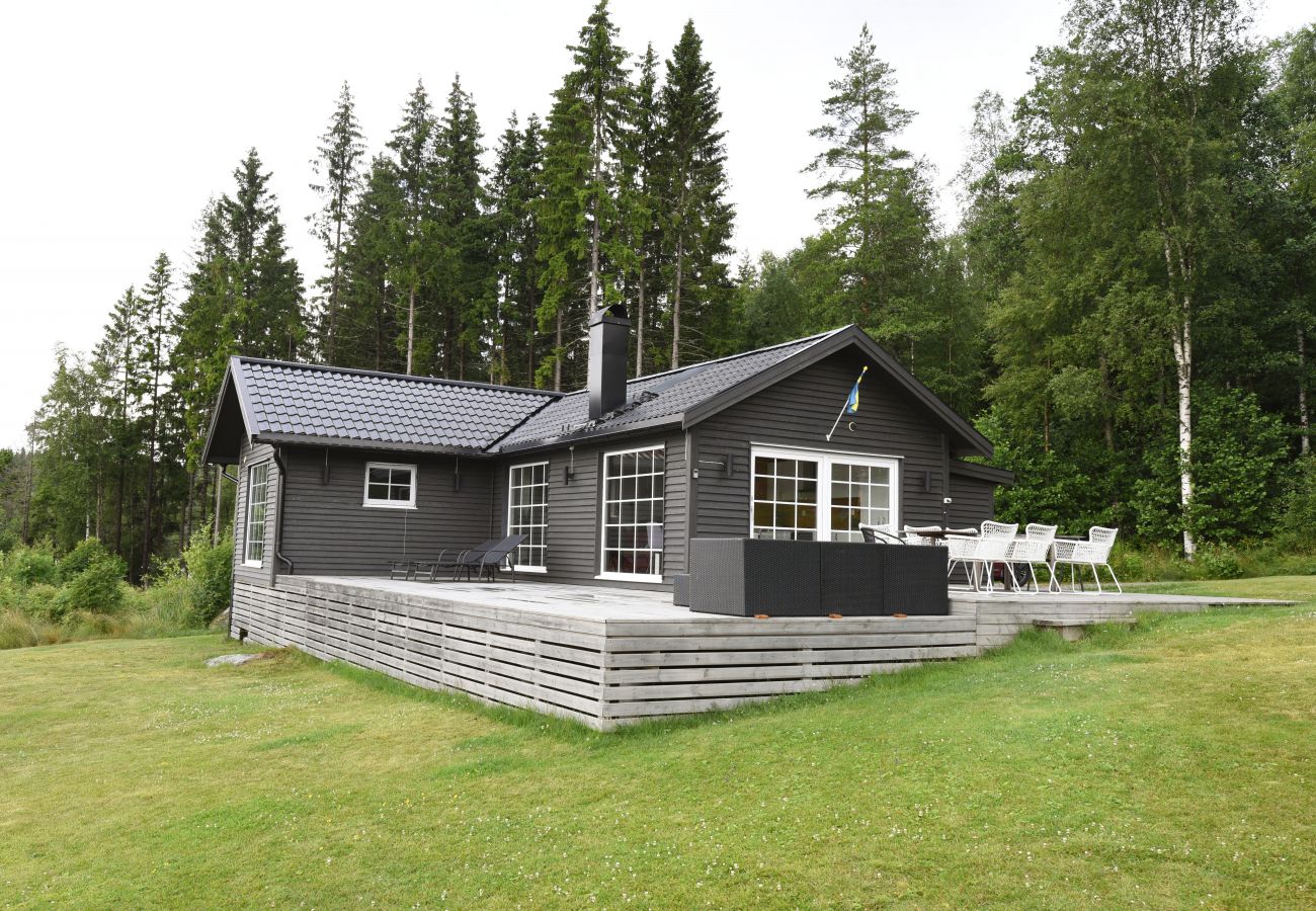 Ferienhaus in Arvika - Gemütliches Ferienhaus mit eigenem Steg und Panoramablick über den Norra Örsjön