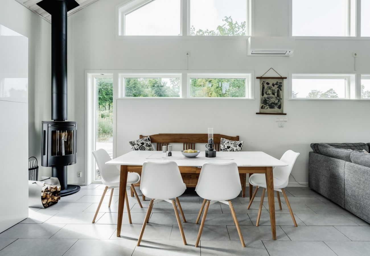 Ferienhaus in Ljungby - Luxuriöses Ferienhaus in Tallbacken mit Seeblick über Bolmen