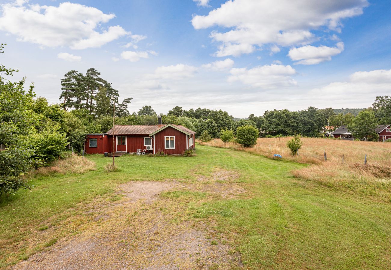 Ferienhaus in Vallda - Gemütliches Ferienhaus in Vallda mit Nähe zum Meer und schöner Natur | SE02045