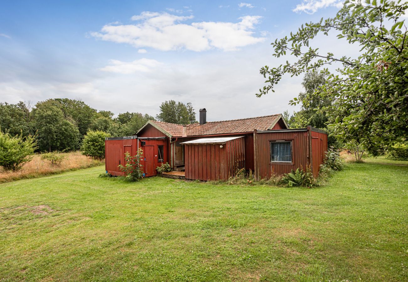 Ferienhaus in Vallda - Gemütliches Ferienhaus in Vallda mit Nähe zum Meer und schöner Natur | SE02045