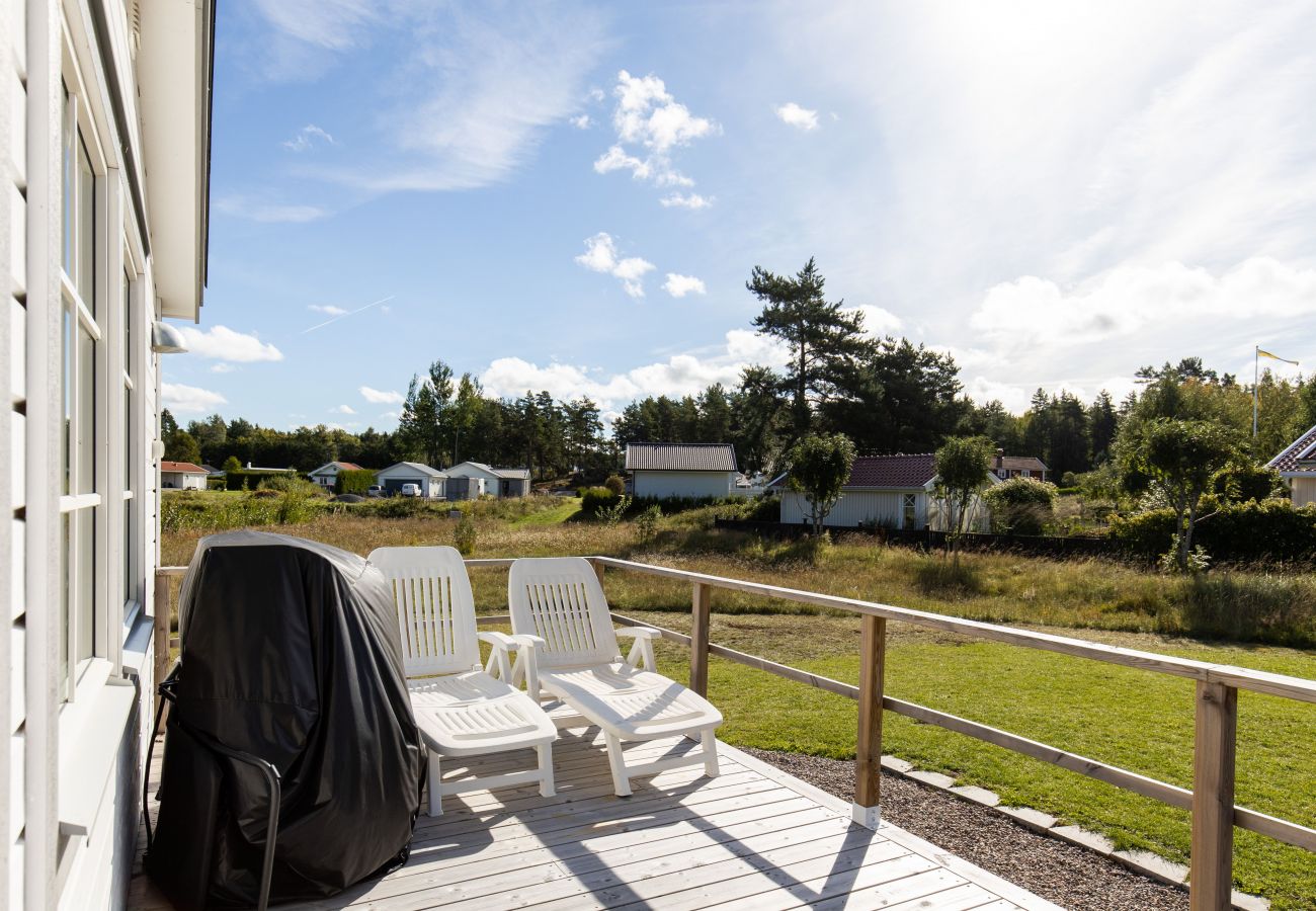 Ferienhaus in Hammar - Gemütliches Wohnwagen in der Nähe von Sandstrand | SE11015