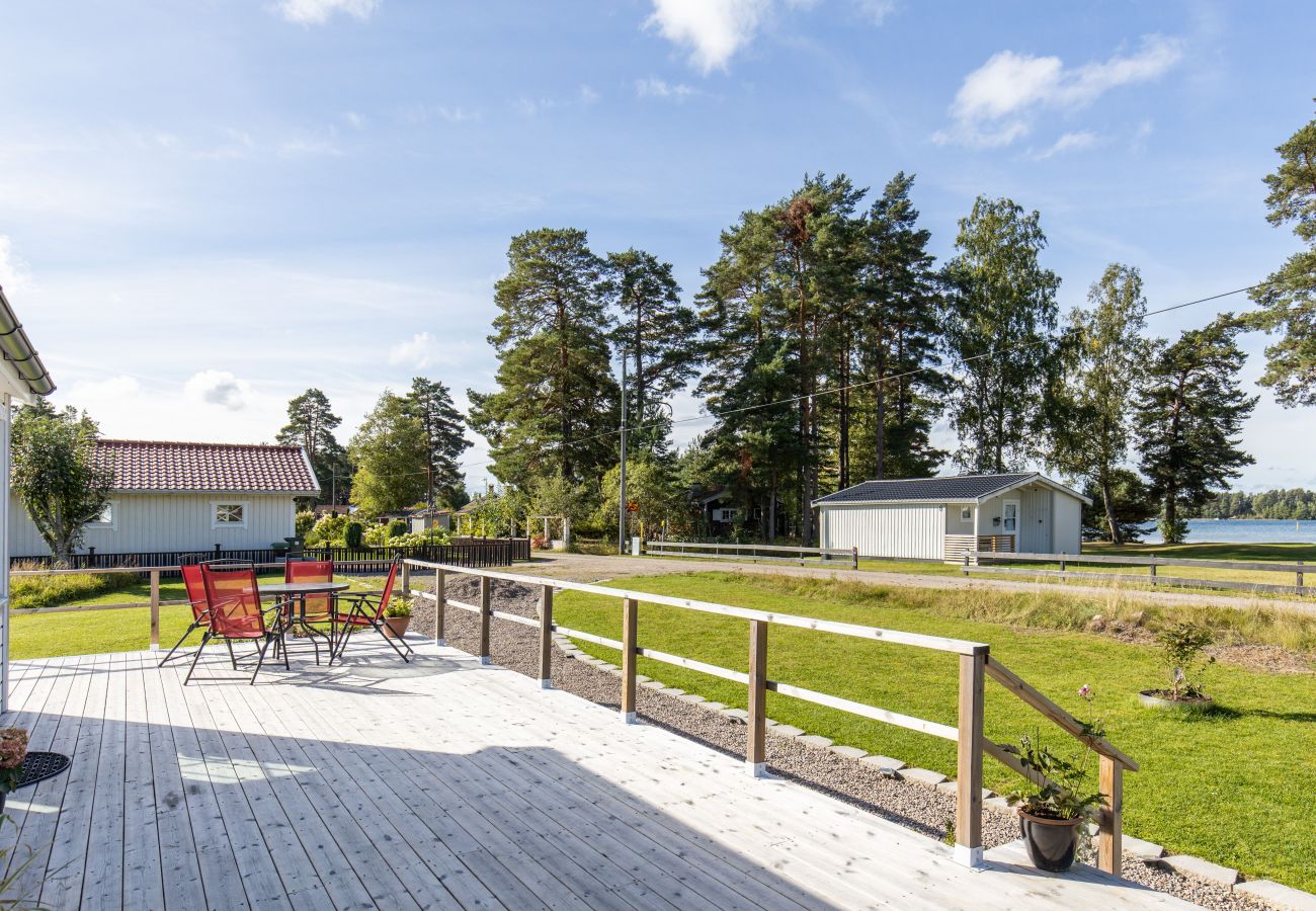 Ferienhaus in Hammar - Gemütliches Wohnwagen in der Nähe von Sandstrand | SE11015