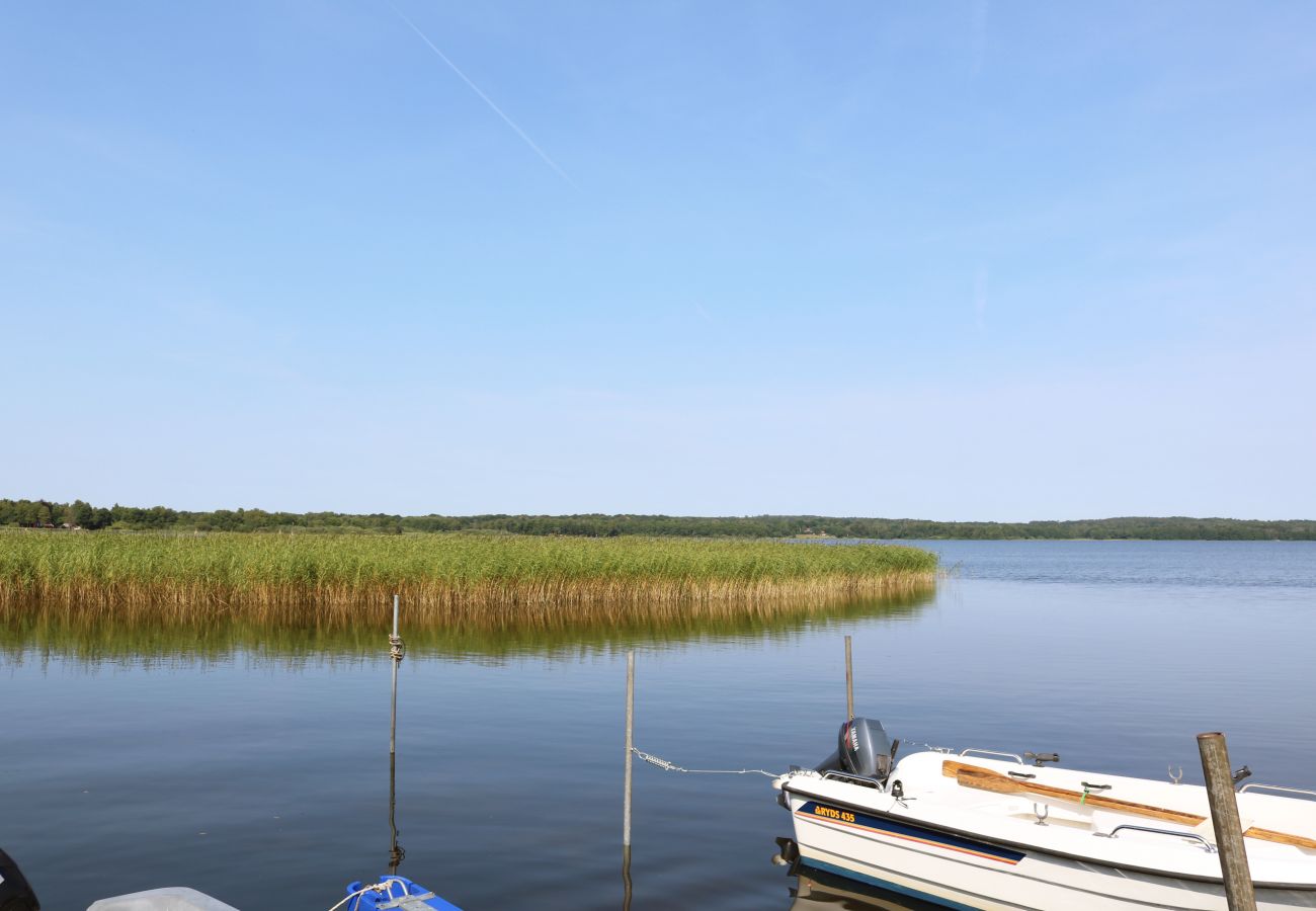 Ferienhaus in Stehag - Schönes Ferienhaus 200 m vom Ringsjön in Stehag | SE01023