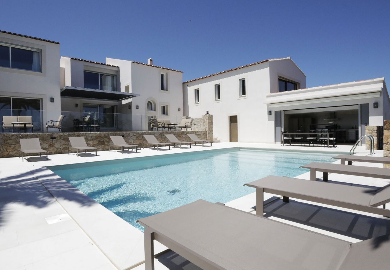 Villa in Calvi - Villa Contemporaine - Etoiles du Sud