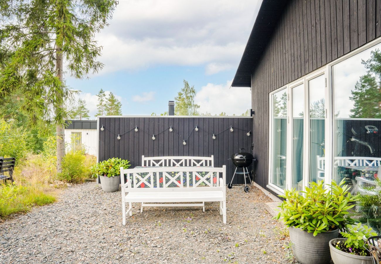 Ferienhaus in Vaggeryd - Fantastisches Haus in Vaggeryd mit Panoramalage am See Fängen | SE07024