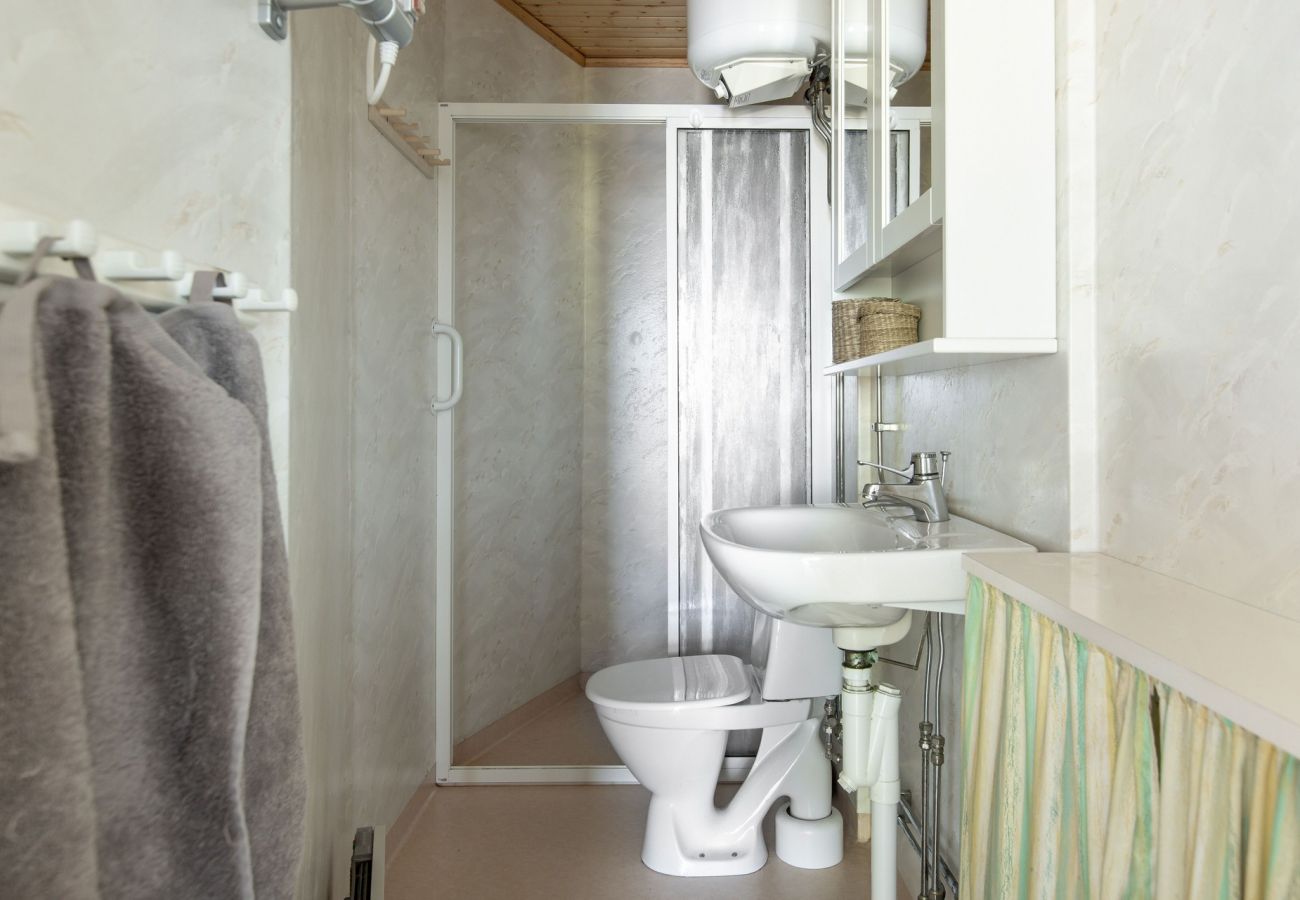 Ferienhaus in Växjö - Schönes Ferienhaus mit fantastischer Lage und eigenem Seegrundstück am Helgasjön, Växjö | SE06034