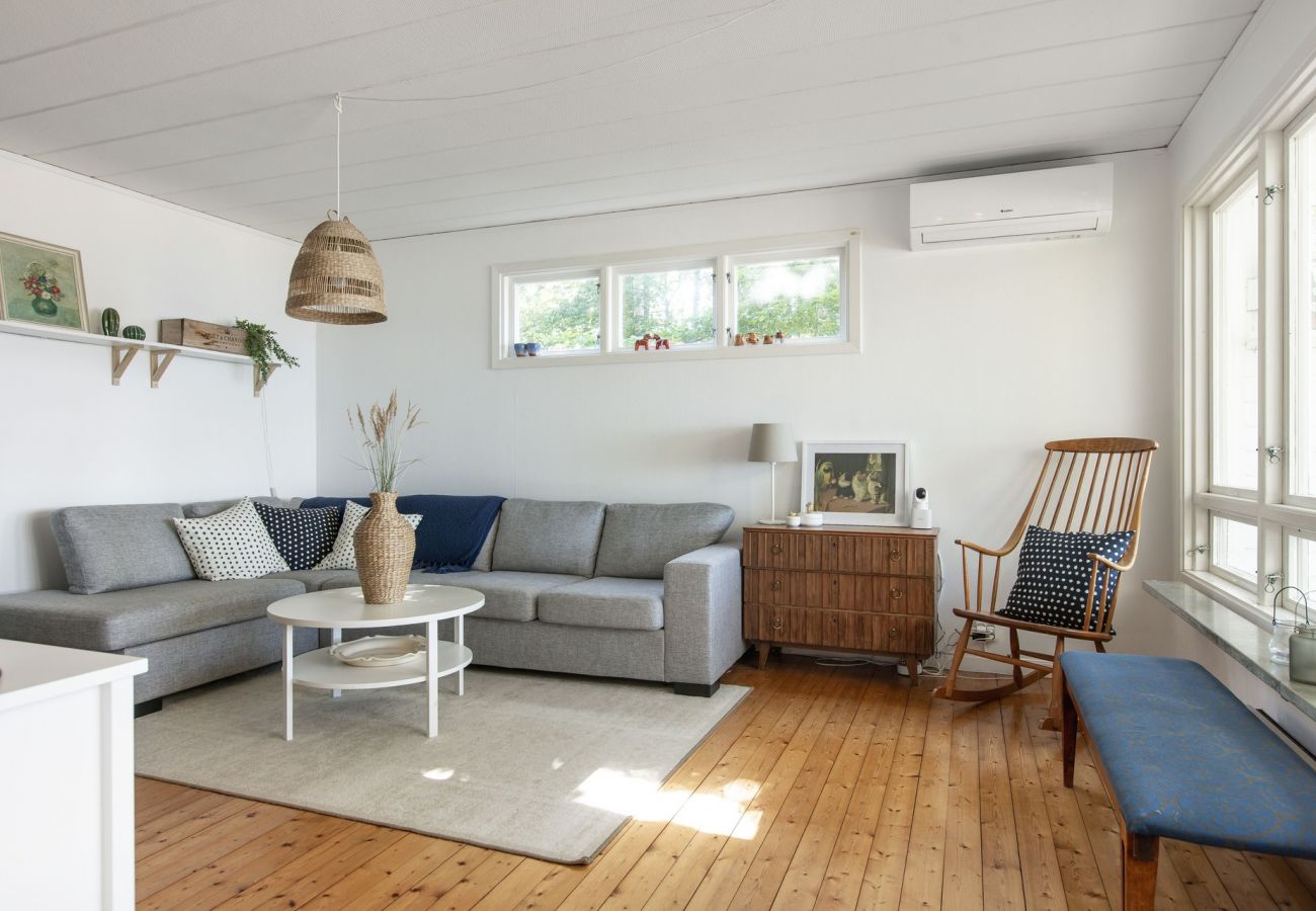 Ferienhaus in Växjö - Schönes Ferienhaus mit fantastischer Lage und eigenem Seegrundstück am Helgasjön, Växjö | SE06034