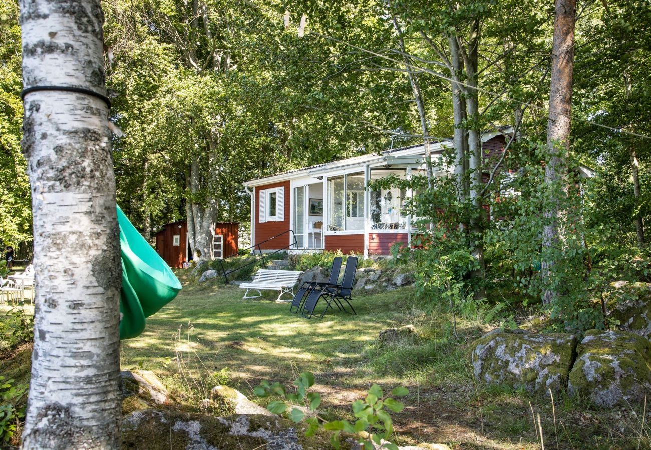 Ferienhaus in Växjö - Schönes Ferienhaus mit fantastischer Lage und eigenem Seegrundstück am Helgasjön, Växjö | SE06034