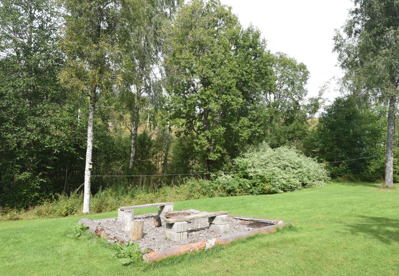 Ferienhaus in Dalskog - Gemütliches Ferienhaus in der üppigen Natur des Kroppefjäll | SE17005